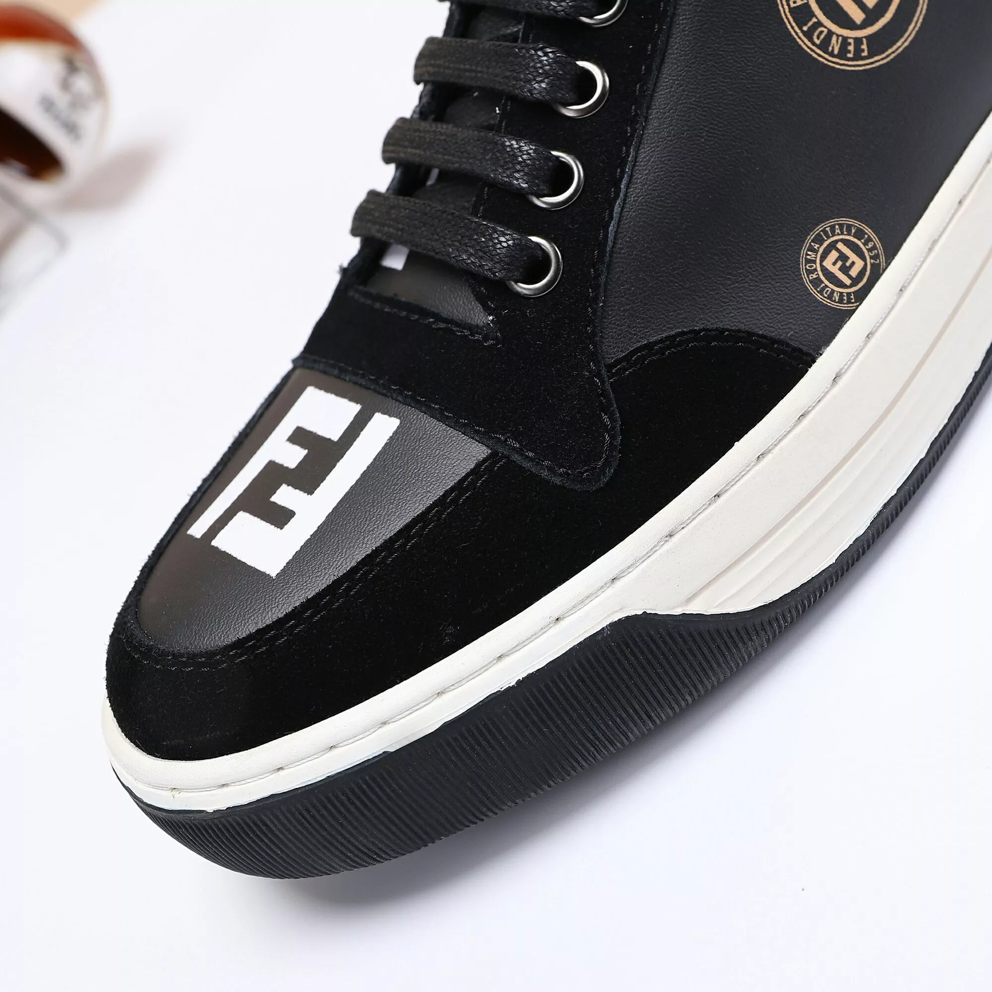 fendi high tops decontractees chaussures pour homme s_12b52544